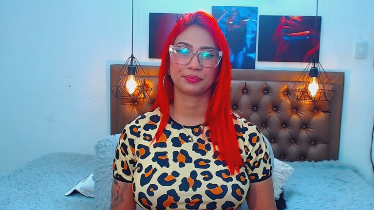 AngelicaRed021's Streamate show and profile