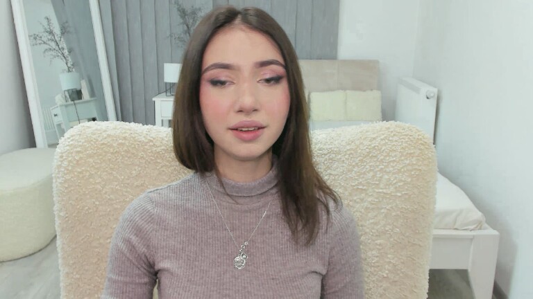 SarahTray's Streamate show and profile