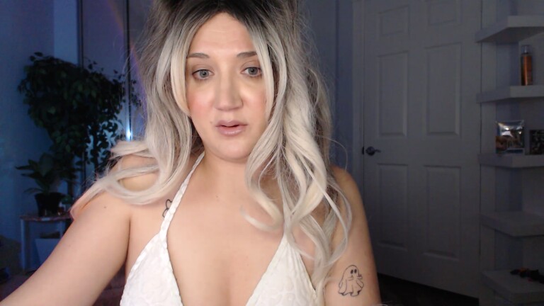 GoddessEmmy's Streamate show and profile