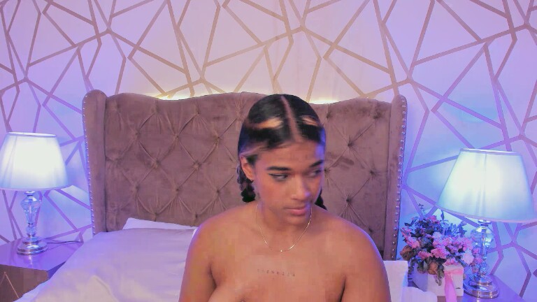 SaschaFit's Streamate show and profile