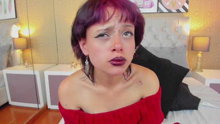 VioletteClain's Streamate show and profile