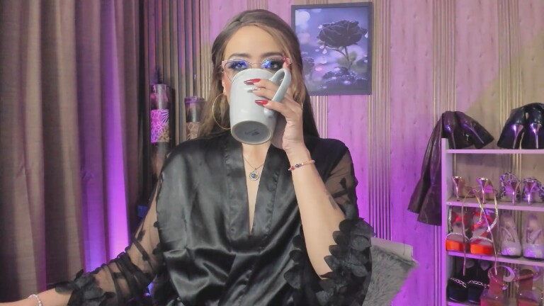 AdeleMour's Streamate show and profile