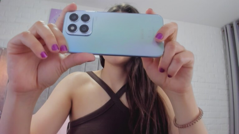 SofyLuuk's Streamate show and profile