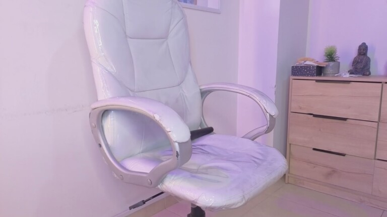 blueehazell18's Streamate show and profile