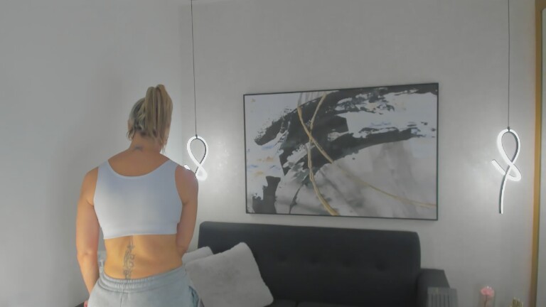 SophiMariin's Streamate show and profile