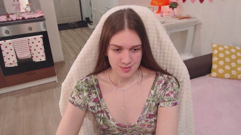 AlinaBabyGirl's Streamate show and profile