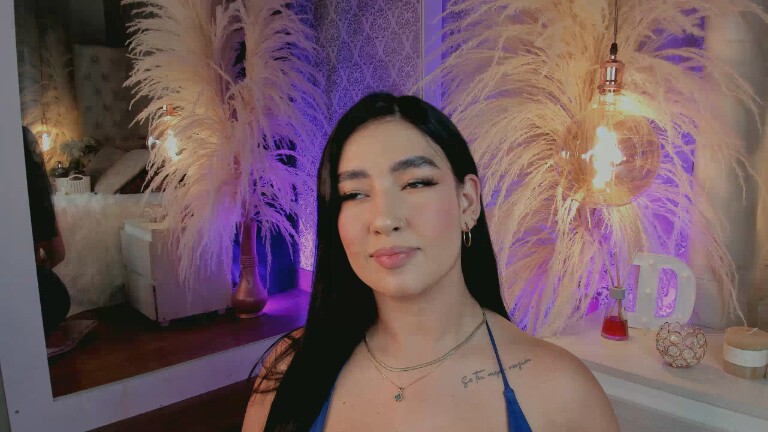 Dannah_Gomez's Streamate show and profile