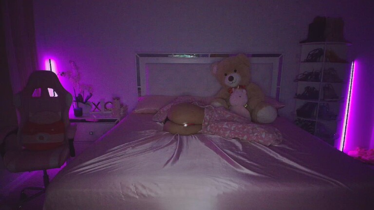 Ambersnowxoxoxo's Streamate show and profile