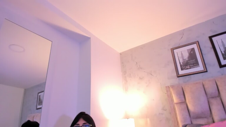 IsabellaaRossi's Streamate show and profile