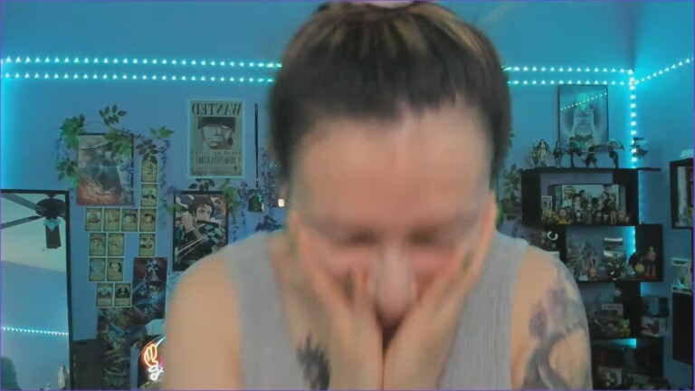 Alyx_Singer's Streamate show and profile