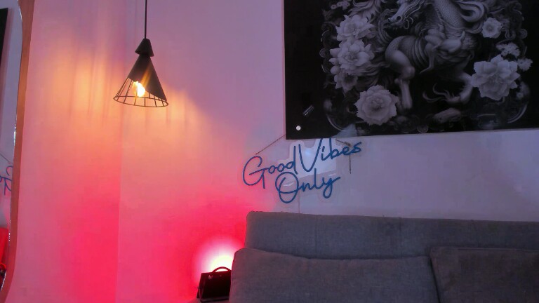 MacarenaEscobar27's Streamate show and profile