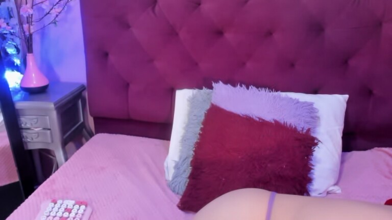 KendalSianna's Streamate show and profile