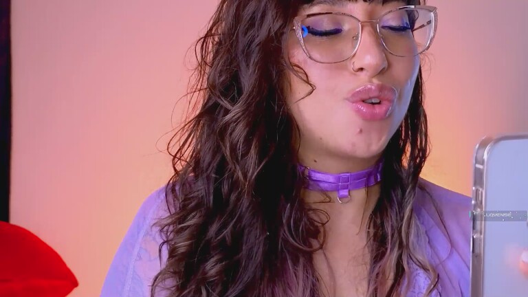 piaf_cute's Streamate show and profile