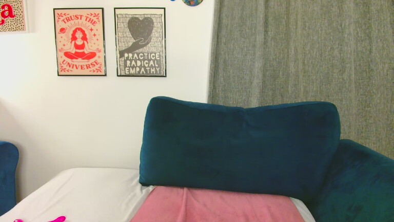 TrinityB's Streamate show and profile