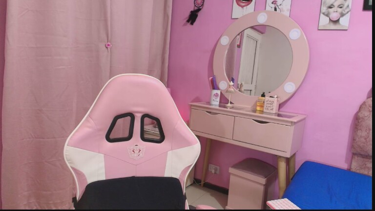 AlanaBon's Streamate show and profile