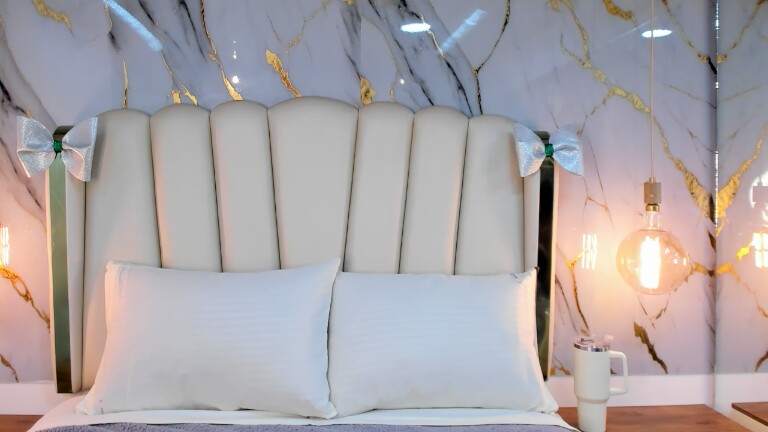 HannahLane's Streamate show and profile