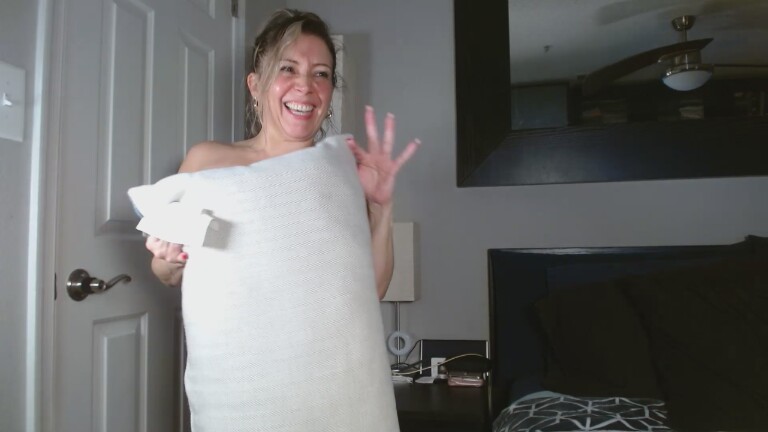 NanaRoman's Streamate show and profile