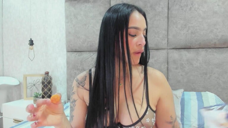 BarbaraSaenz's Streamate show and profile