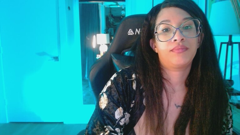 CallMeCharlotte's Streamate show and profile