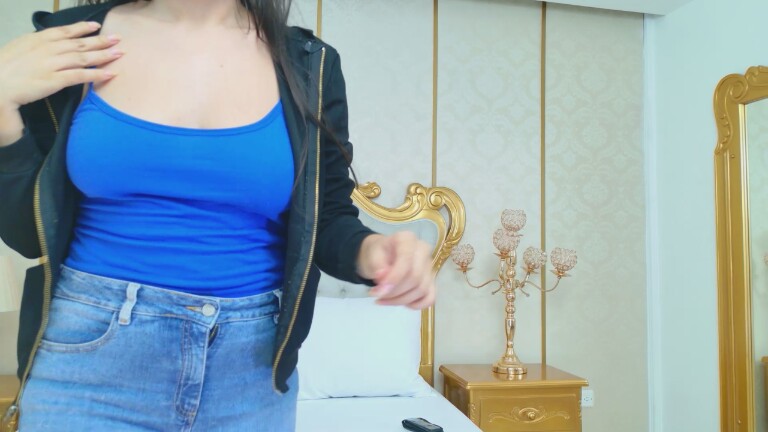 ZoeCortes's Streamate show and profile