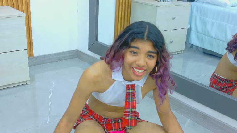 AlejandraOjeda's Streamate show and profile