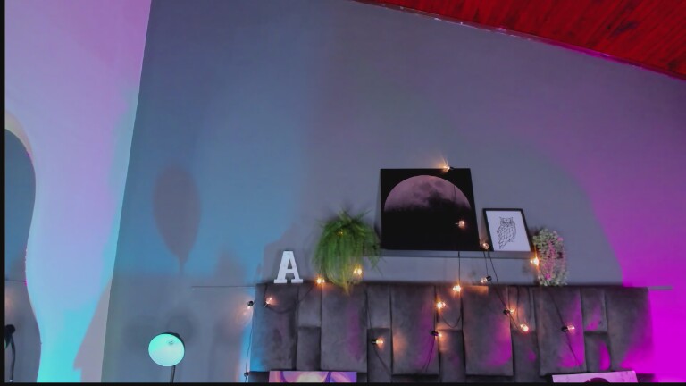 AmbarHiills's Streamate show and profile