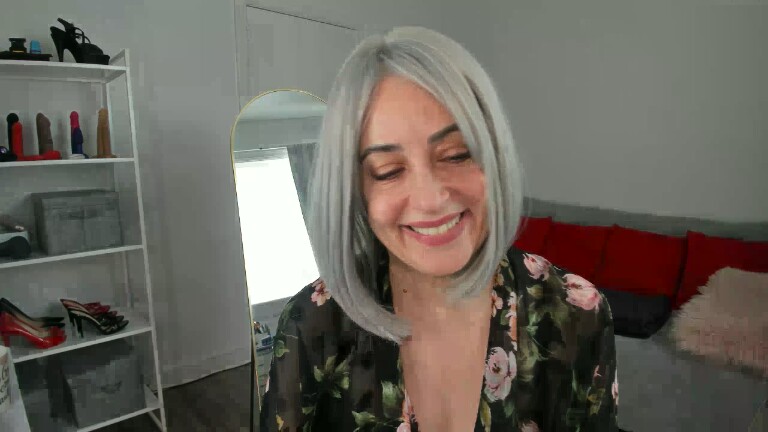 TheRealSeska's Streamate show and profile