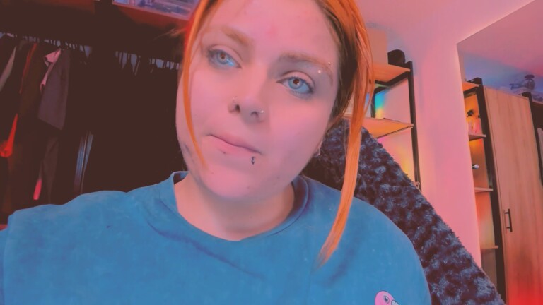 KhloePayton's Streamate show and profile