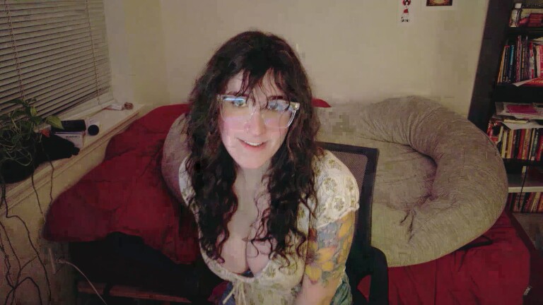 AdaraStray's Streamate show and profile