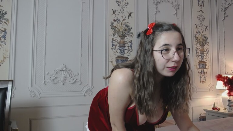 HAZELs's Streamate show and profile