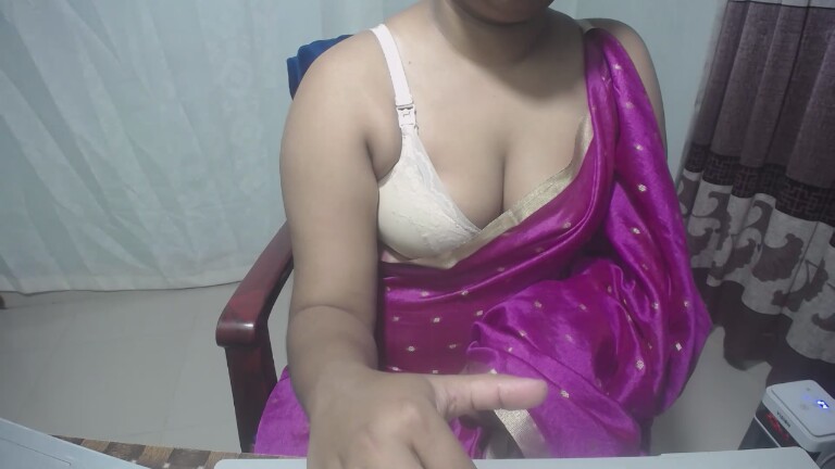 Sexypriyo's Streamate show and profile