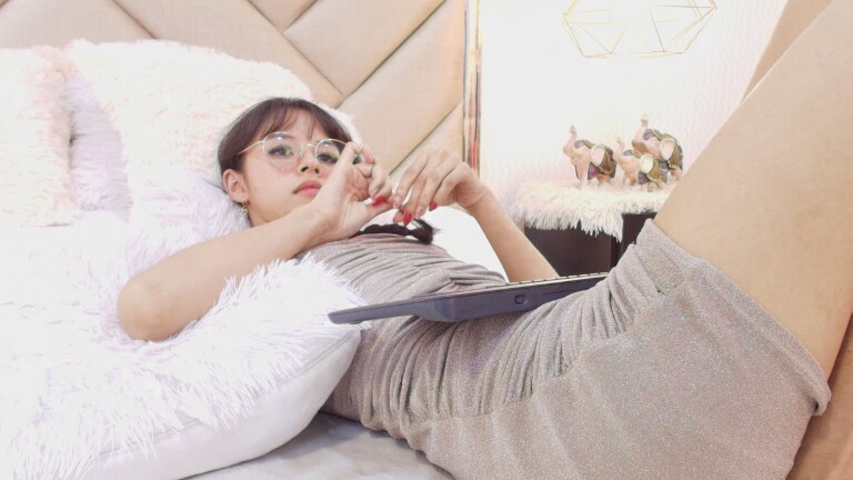 Antonella_Damata's Streamate show and profile