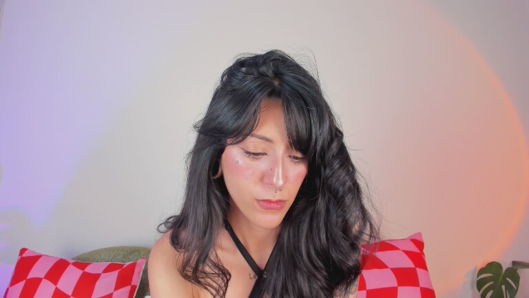 Halistone18's Streamate show and profile