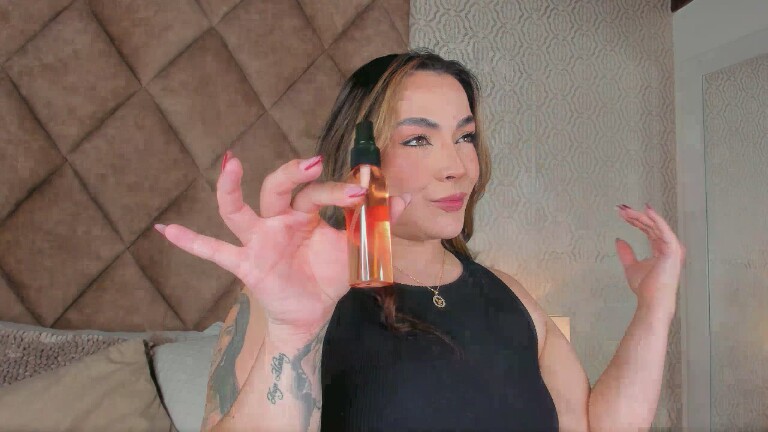 AmberLewiis's Streamate show and profile