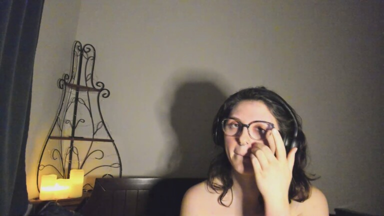 HazelSincaid's Streamate show and profile