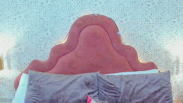 AriadnaOwenss's Streamate show and profile