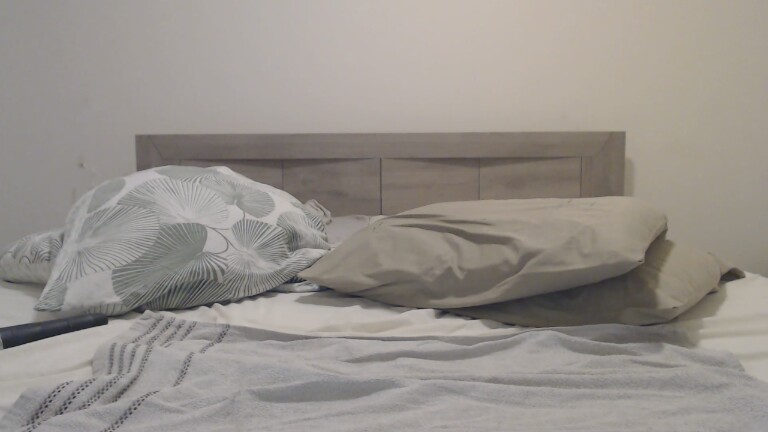 LilyR's Streamate show and profile