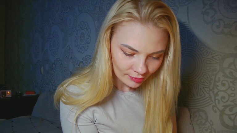 Tina_Candy's Streamate show and profile