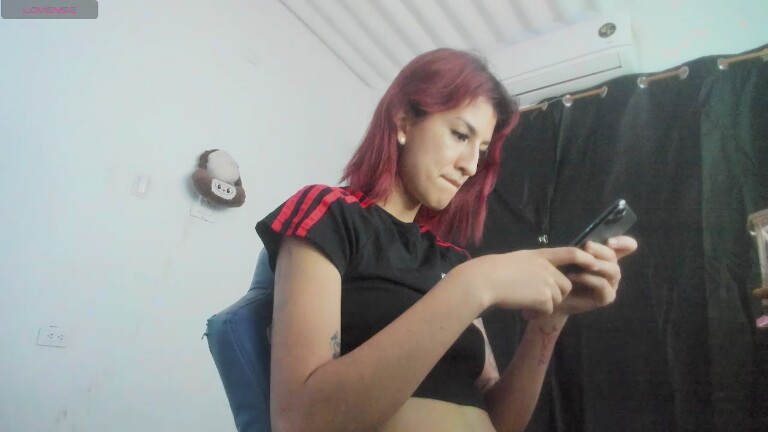 GrehtaDiamondXXX's Streamate show and profile