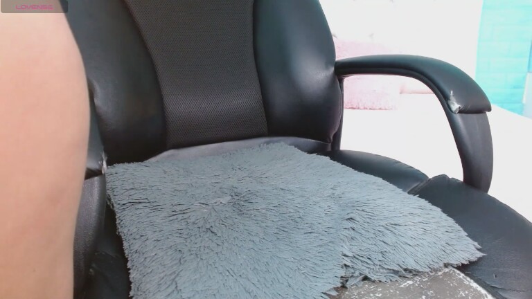 xlunna18's Streamate show and profile