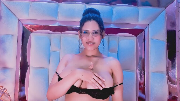 LilithAdams19's Streamate show and profile