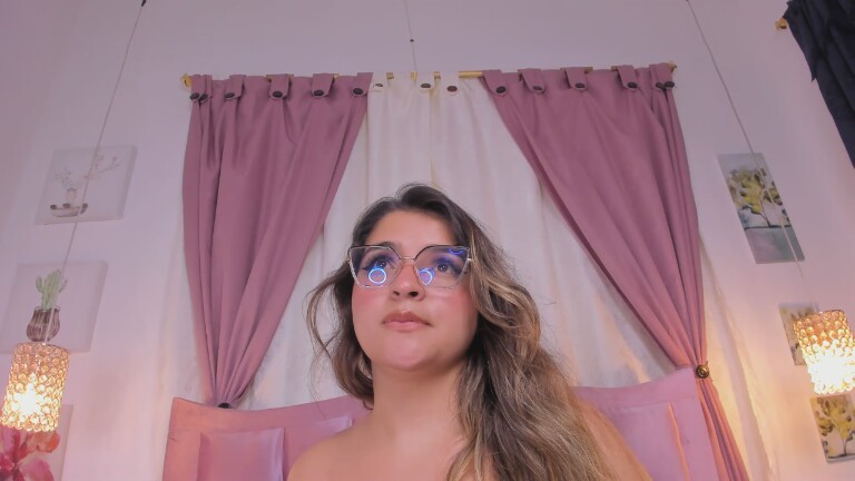 MarianBlazee's Streamate show and profile