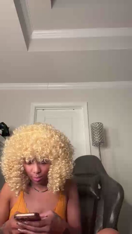 Beautifulbutterflyy's Streamate show and profile