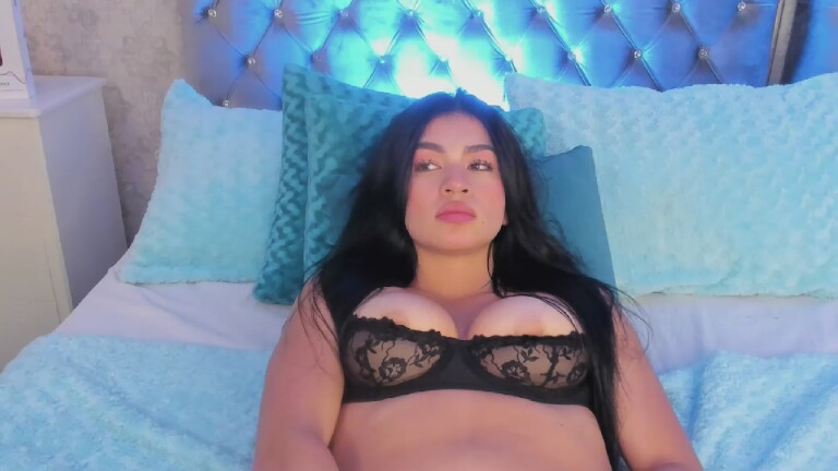 MayaWiills's Streamate show and profile