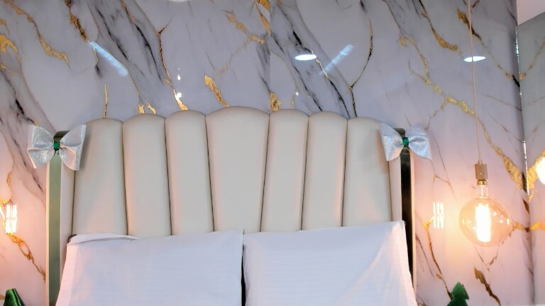 HannahLane's Streamate show and profile