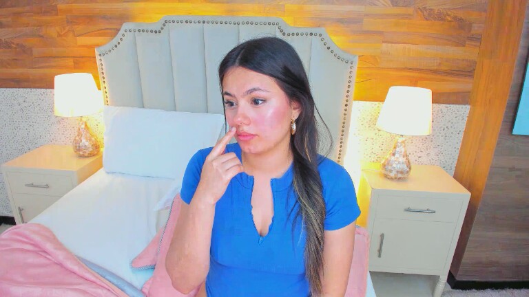 SusyLuv's Streamate show and profile