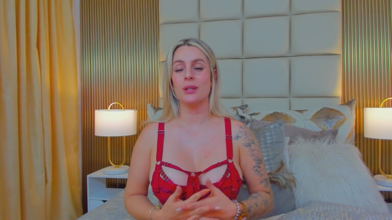 AinhoaBaker's Streamate show and profile