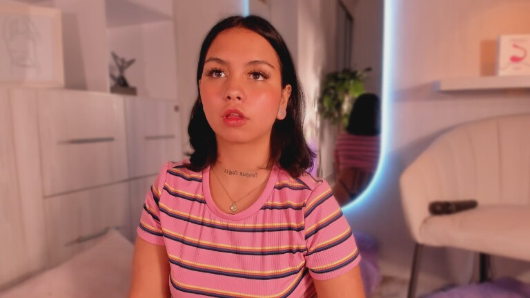 Shehell's Streamate show and profile