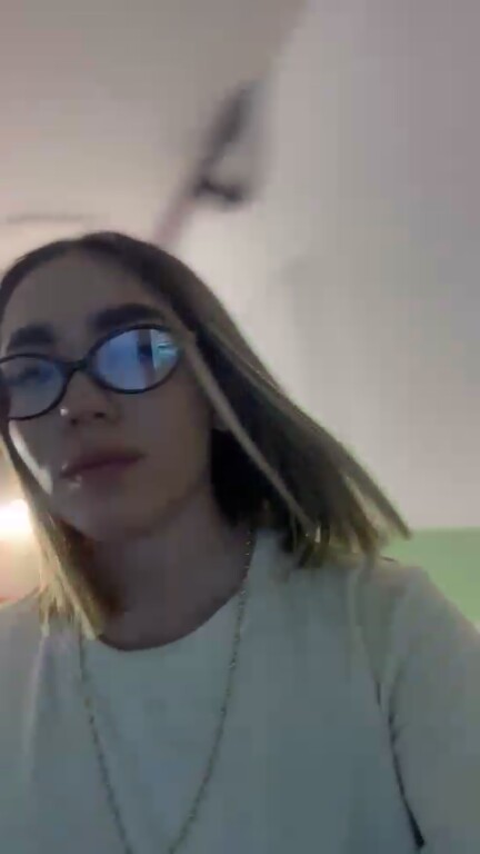 MadisonReeds's Streamate show and profile