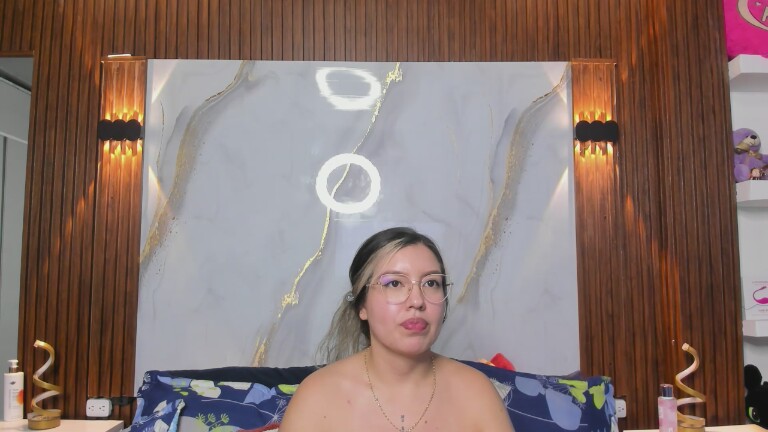 AbbyHanze's Streamate show and profile